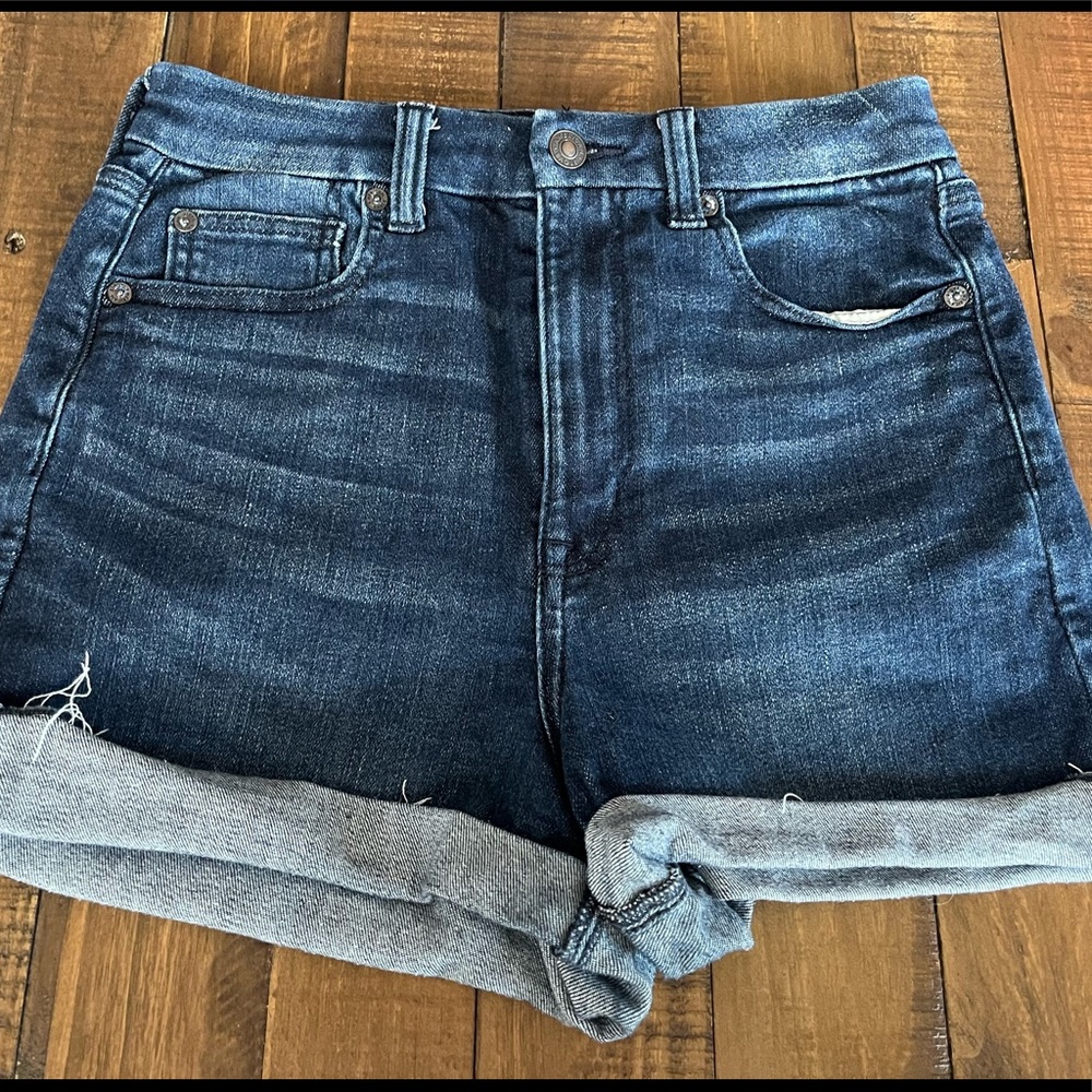 American Eagle Curvy Super Hi Rise Short